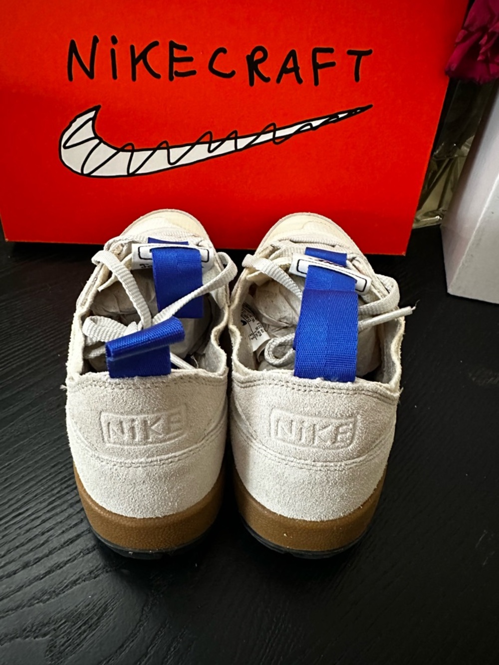 Nike Women's Beige & White Suede Mesh Sneakers with Blue Heel Tabs - Picture 4 of 5